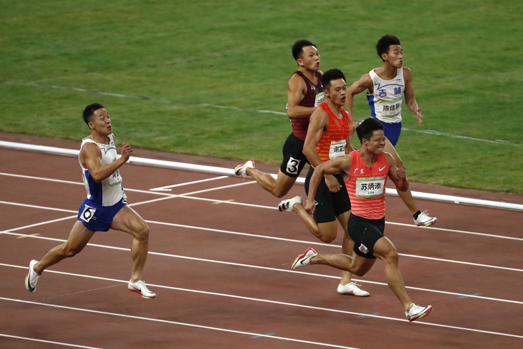 苏炳添揭幕战阿森纳将战冲上热搜(冲上云霄1国语在线观看完整版免费)